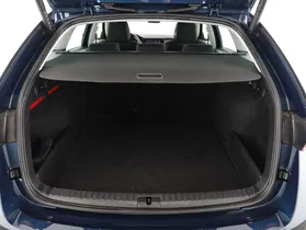 Skoda Octavia Combi 2.0 TDI Scout | Thumbnail 17 von 23