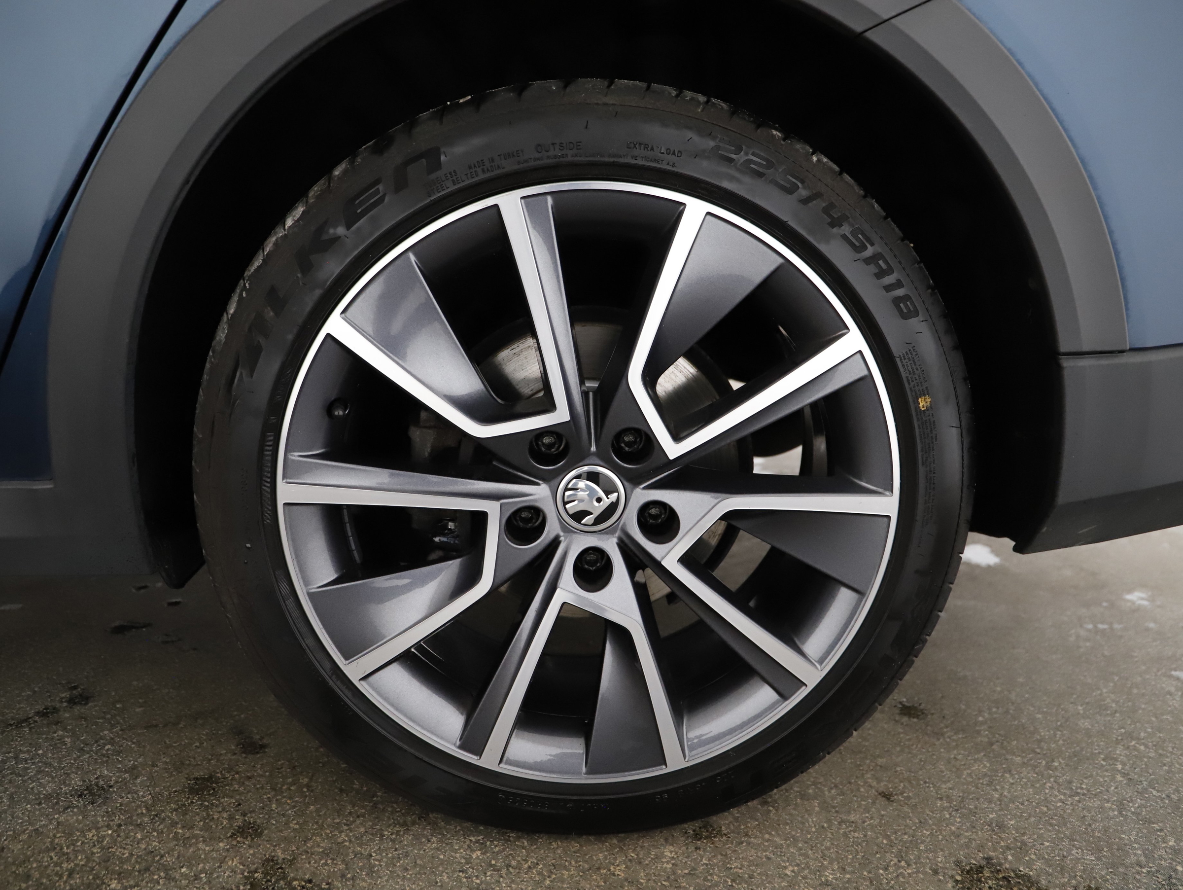 Skoda Octavia Combi 2.0 TDI Scout | Bild 22 von 23