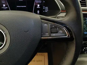 Skoda Superb Combi 2.0 TDI Style | Thumbnail 18 von 31