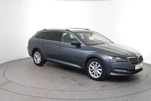Skoda Superb Combi 2.0 TDI Style | Thumbnail 4 von 31