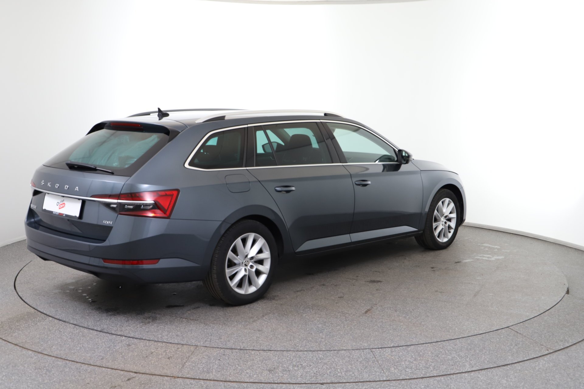 Skoda Superb Combi 2.0 TDI Style | Bild 6 von 31