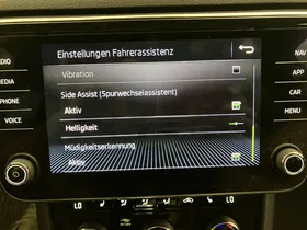 Skoda Superb Combi 2.0 TDI Style 4X4 DSG | Thumbnail 20 von 27