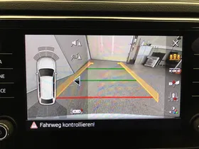 Skoda Superb Combi 2.0 TDI Style 4X4 DSG | Thumbnail 21 von 27