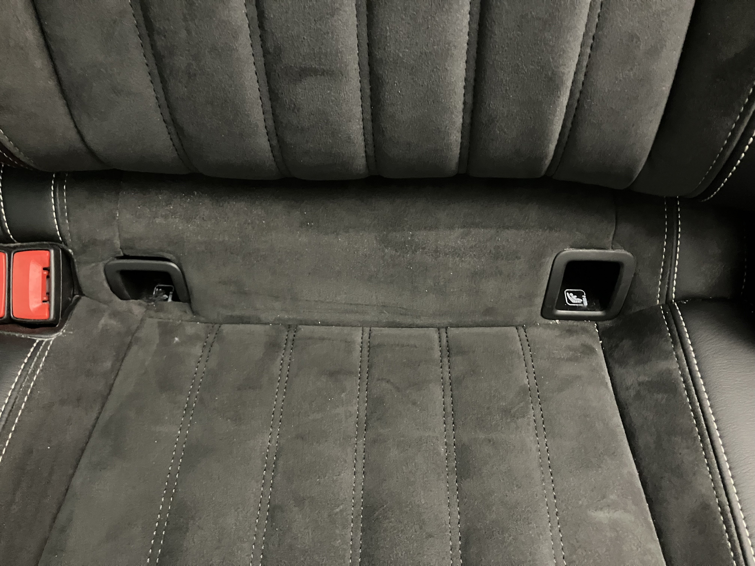 Skoda Superb Combi 2.0 TDI Style 4X4 DSG | Bild 23 von 27