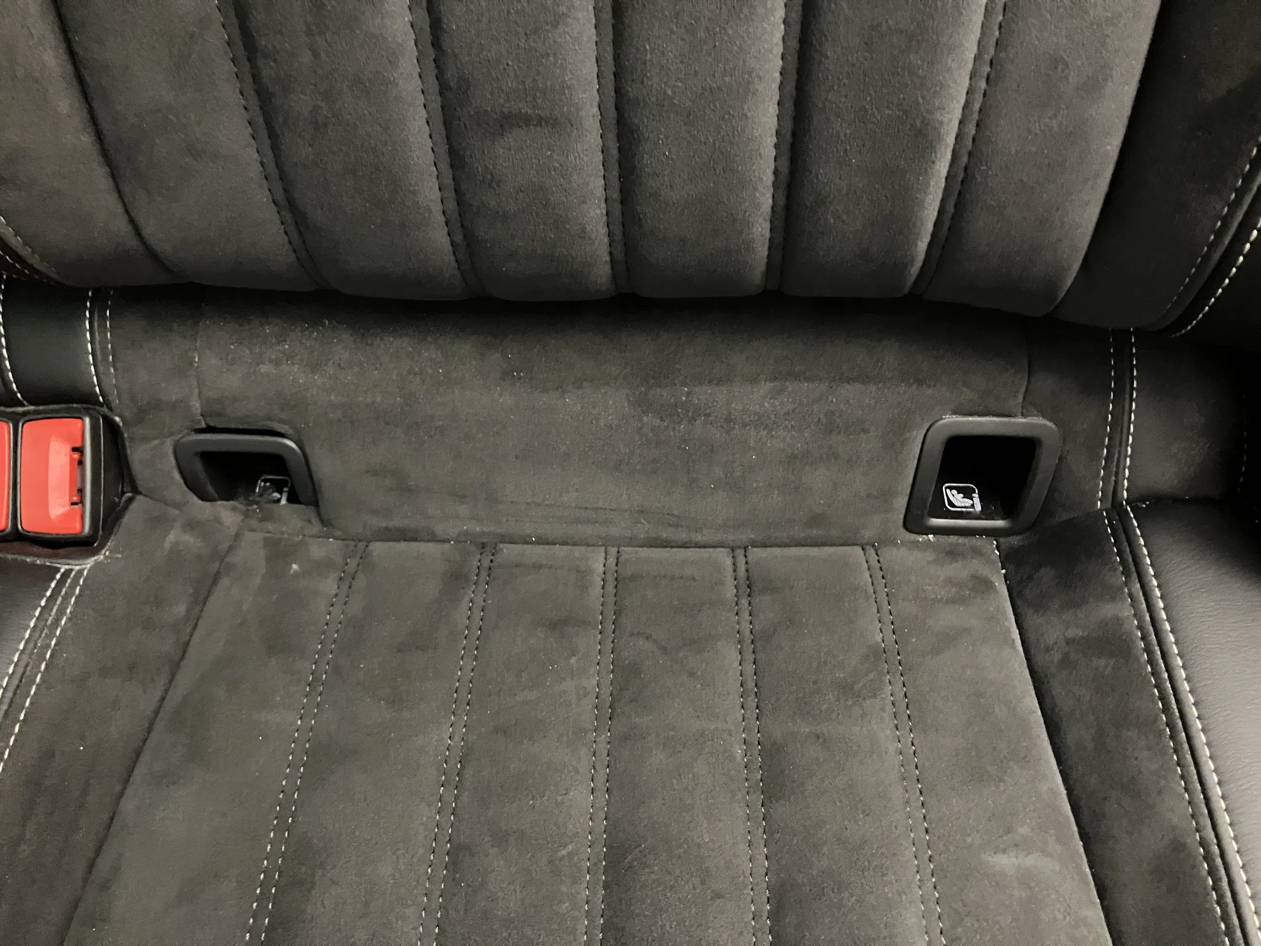 Skoda Superb Combi 2.0 TDI Style 4X4 DSG | Bild 23 von 27