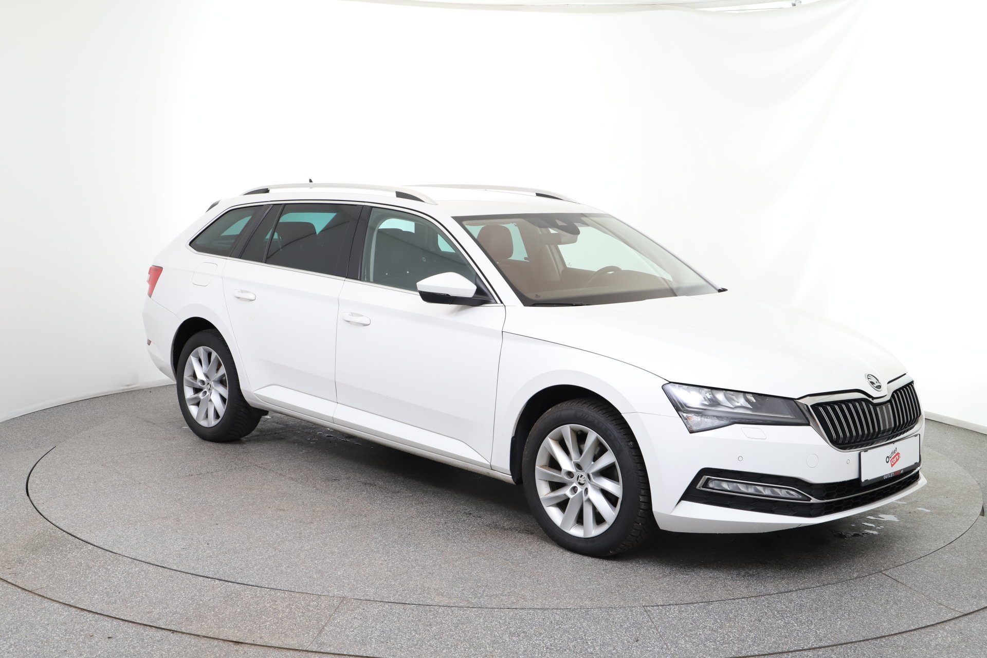 Skoda Superb Combi 2.0 TDI Style 4X4 DSG | Bild 8 von 27