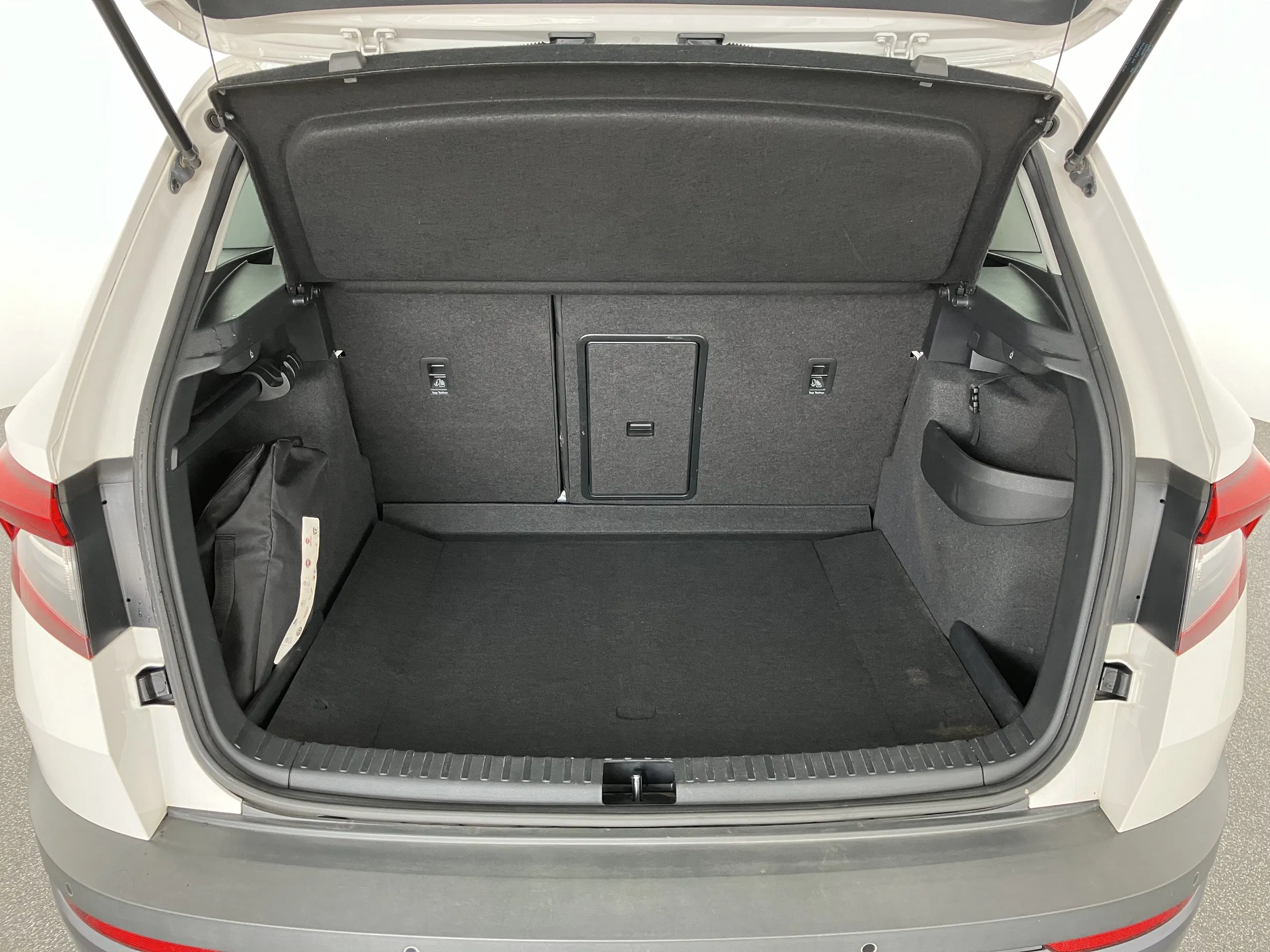 Skoda KAROQ Ambition Limited TDI | Bild 14 von 31