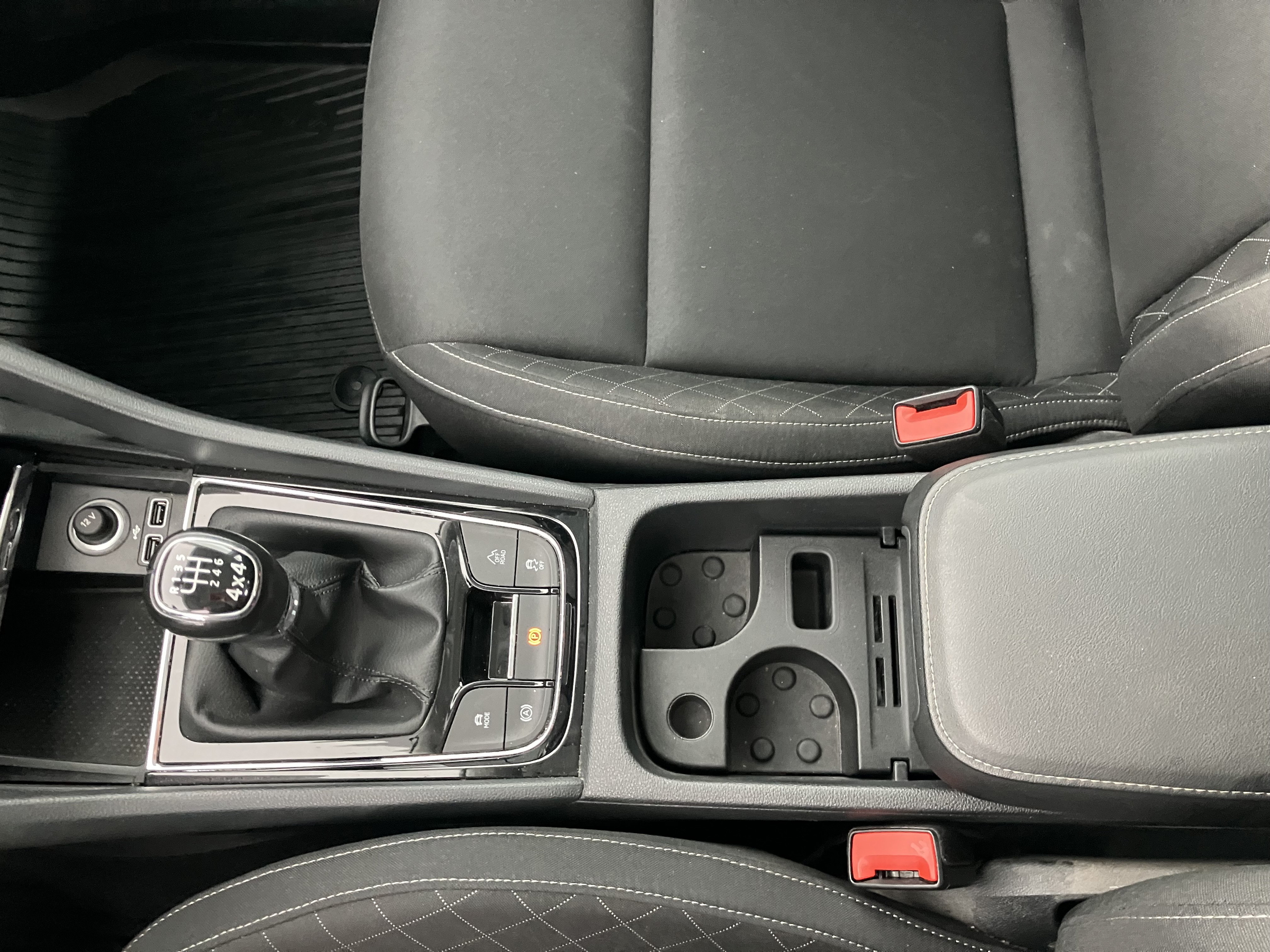 Skoda KAROQ Ambition Limited TDI | Bild 24 von 31