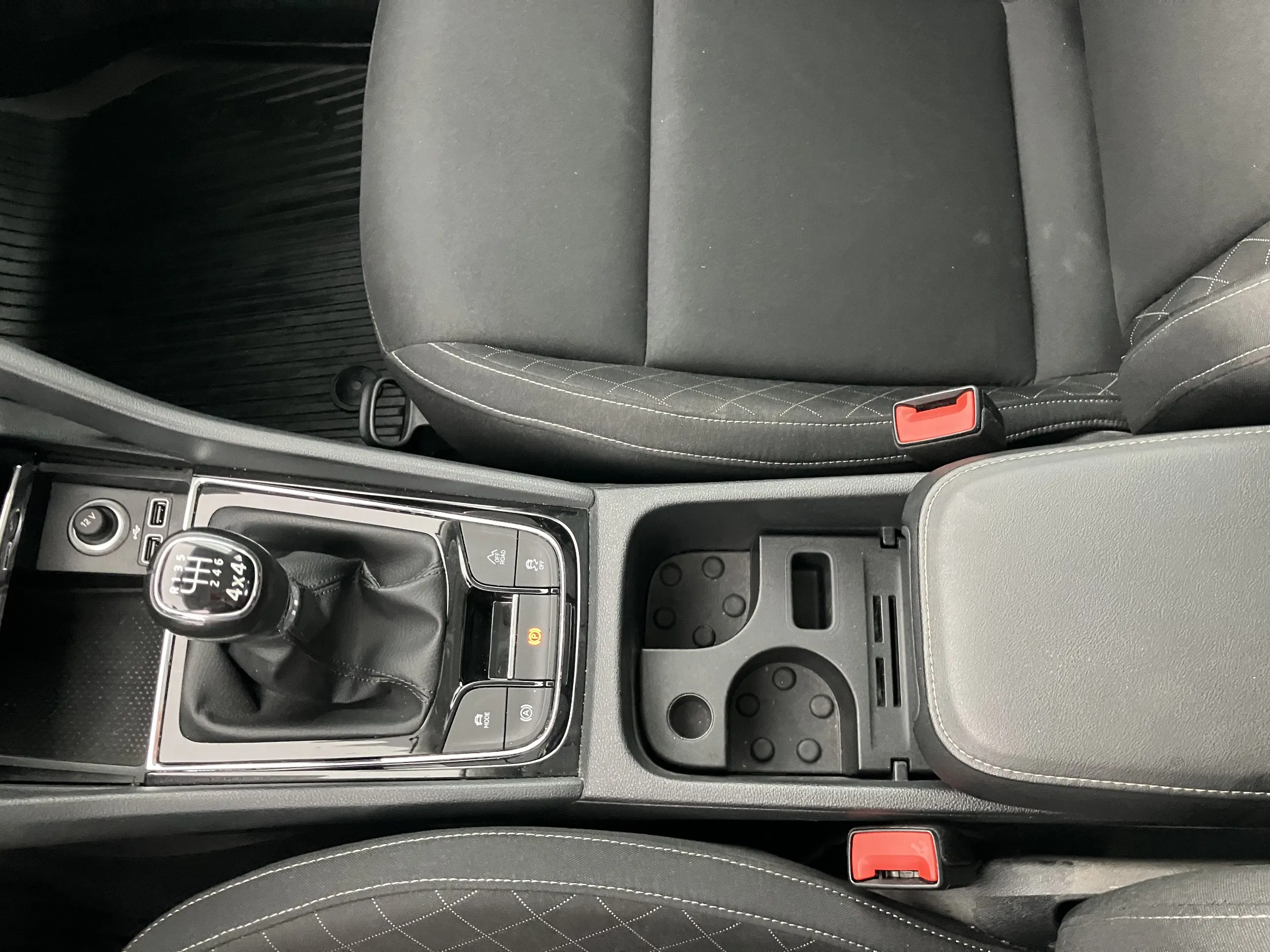 Skoda KAROQ Ambition Limited TDI | Bild 24 von 31