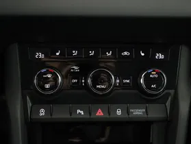 Skoda Karoq 2.0 TDI Ambition SC | Thumbnail 10 von 24