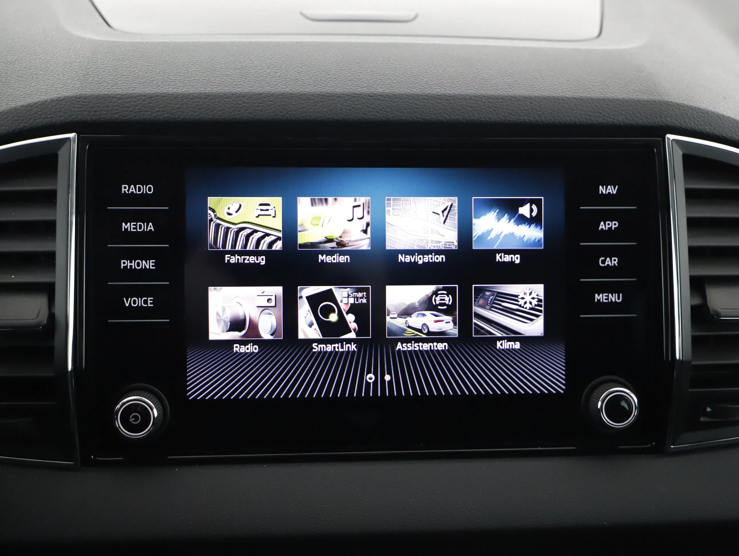 Skoda Karoq 2.0 TDI Ambition SC | Bild 7 von 24