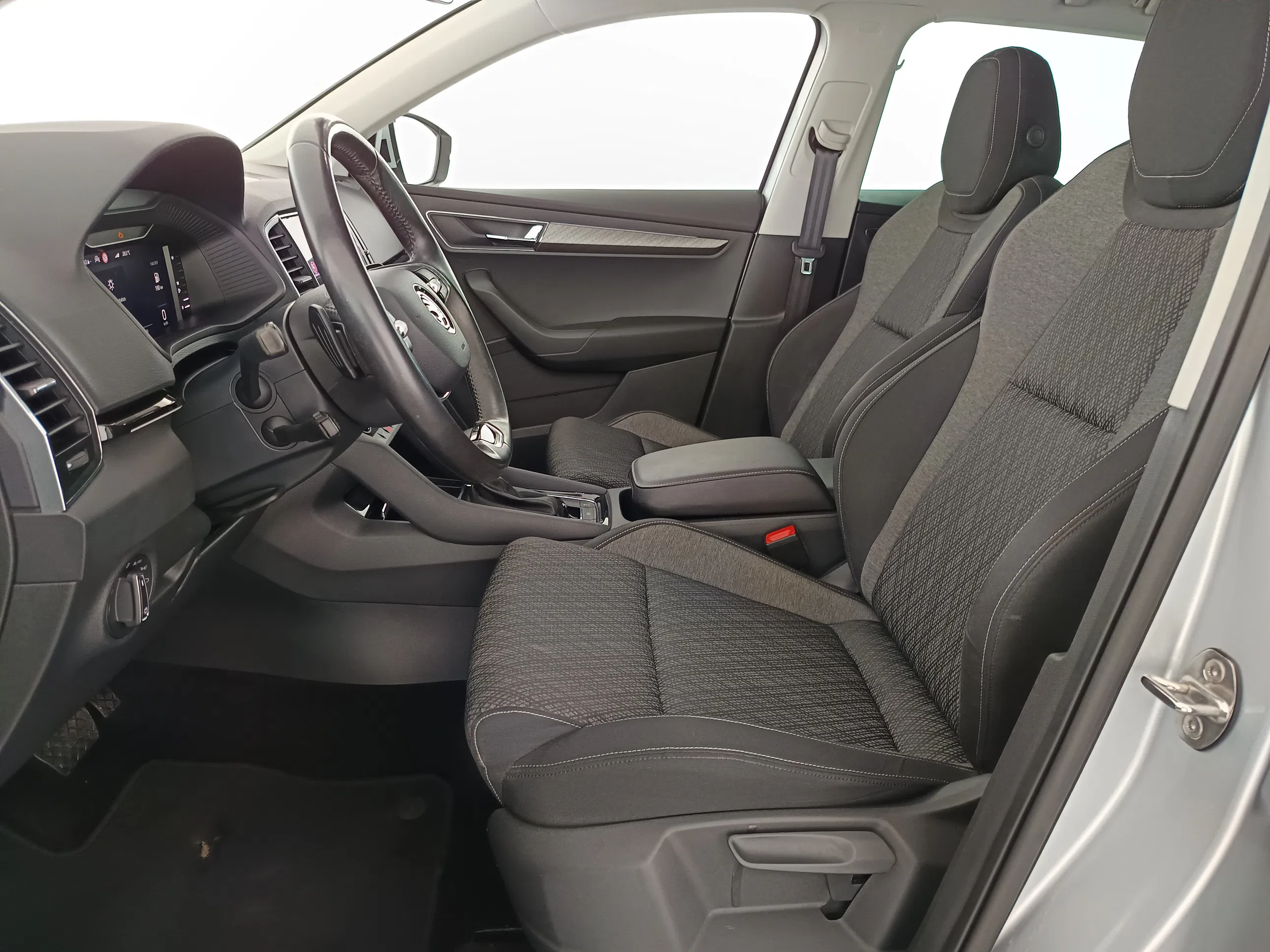 Skoda Karoq 2.0 TDI Style | Bild 14 von 31