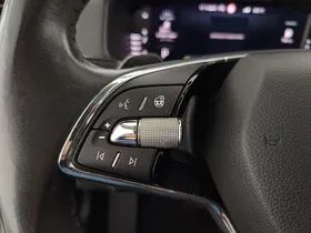 Skoda Karoq 2.0 TDI Style | Thumbnail 17 von 31