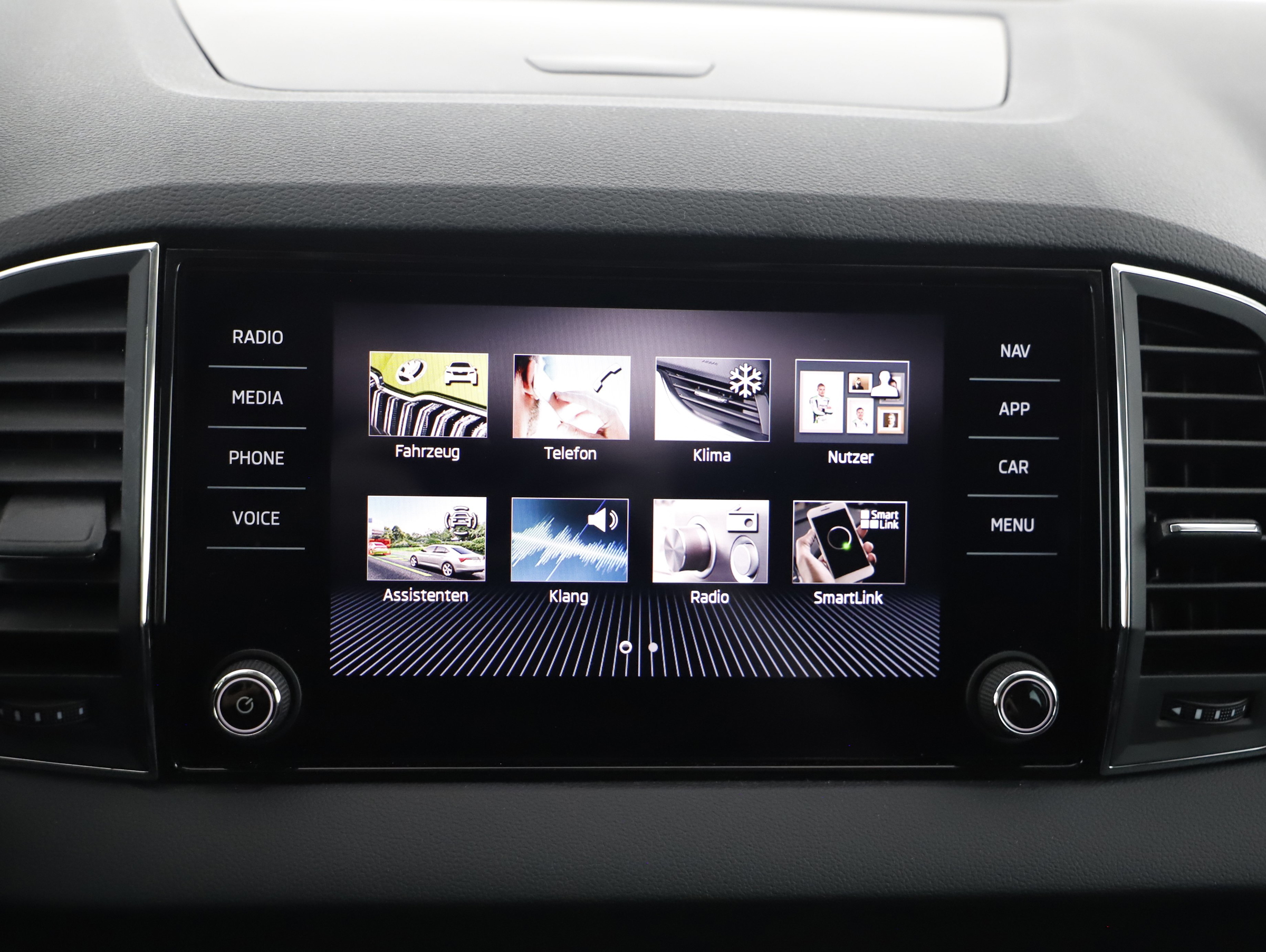 Skoda Karoq 2.0 TDI Sportline | Bild 13 von 23