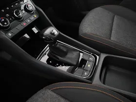 Skoda Karoq 2.0 TDI Sportline | Thumbnail 17 von 23