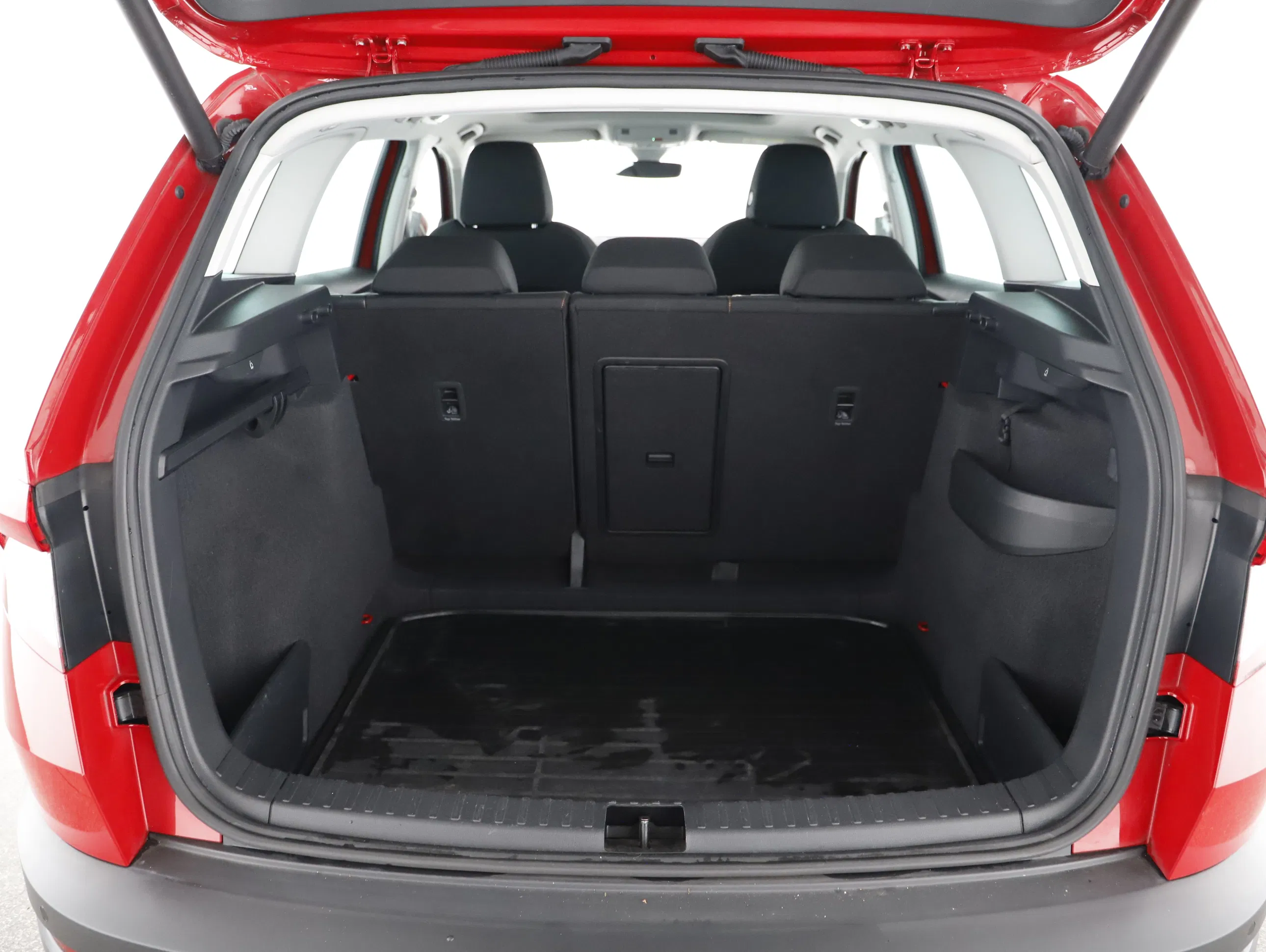 Skoda Karoq 2.0 TDI Sportline | Bild 19 von 23