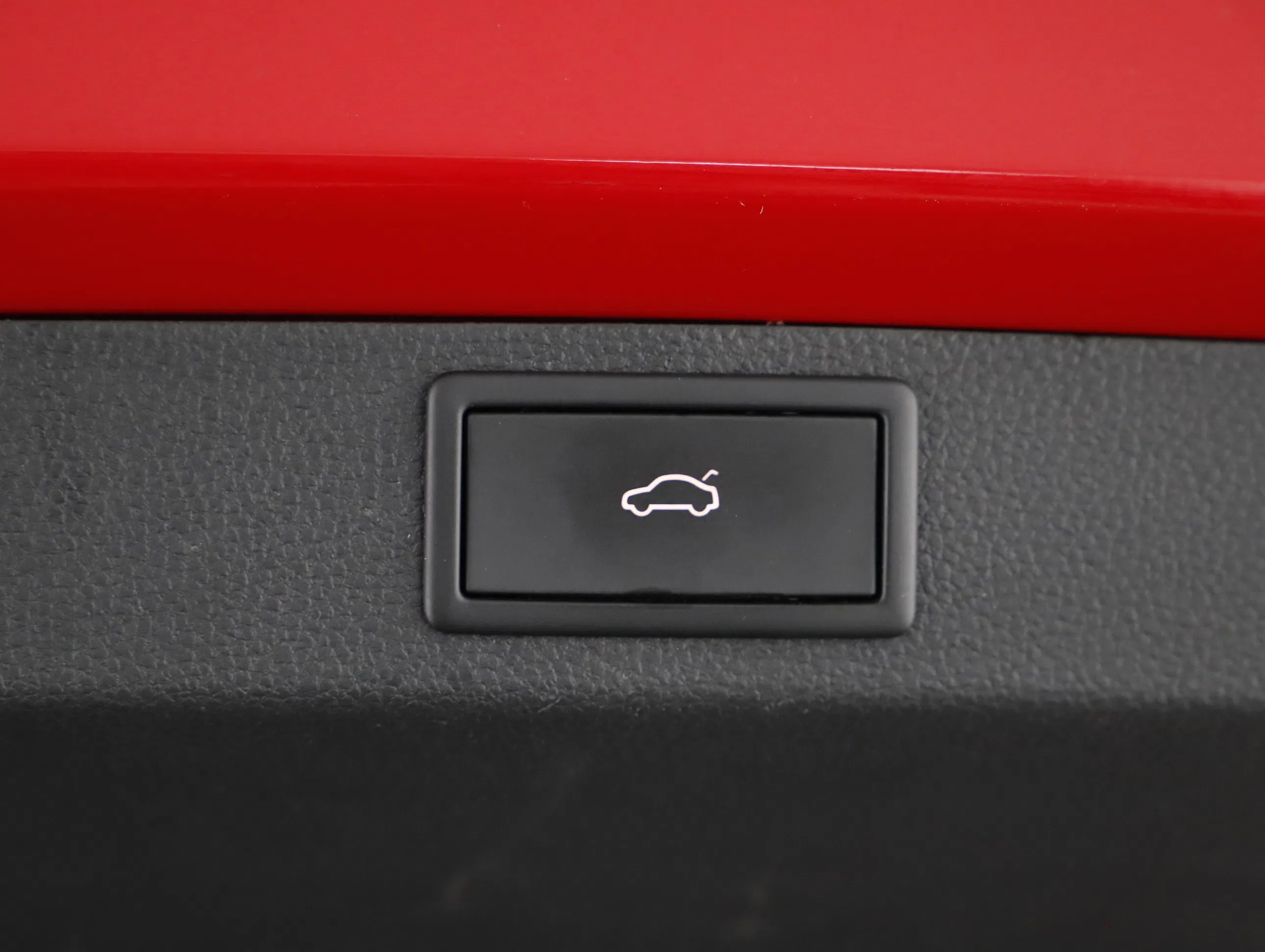 Skoda Karoq 2.0 TDI Sportline | Bild 20 von 23