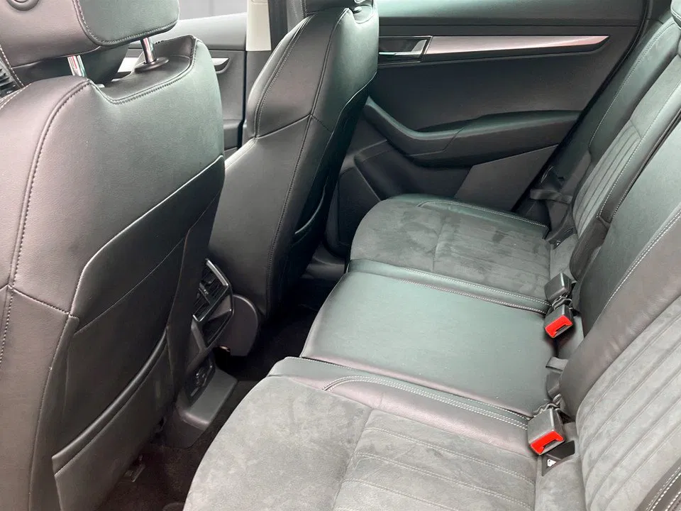 Skoda Karoq 2.0 TDI Style 4x4 | Bild 16 von 24