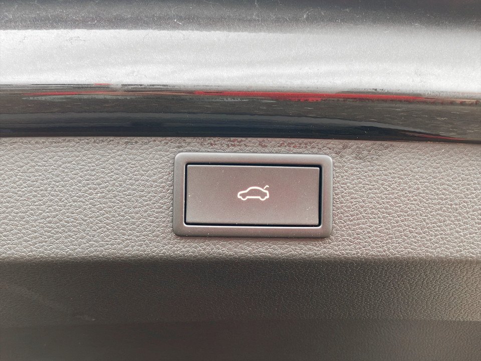 Skoda Karoq 2.0 TDI Style 4x4 | Bild 23 von 24