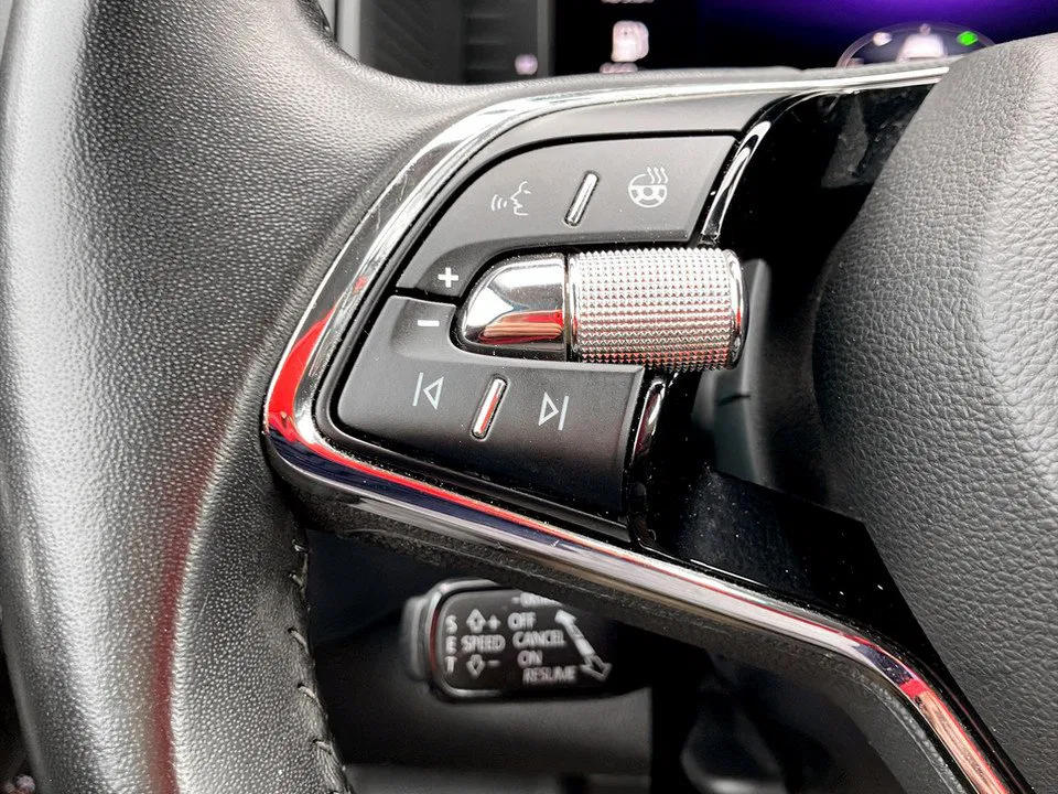 Skoda Karoq 2.0 TDI Style 4x4 | Bild 18 von 24