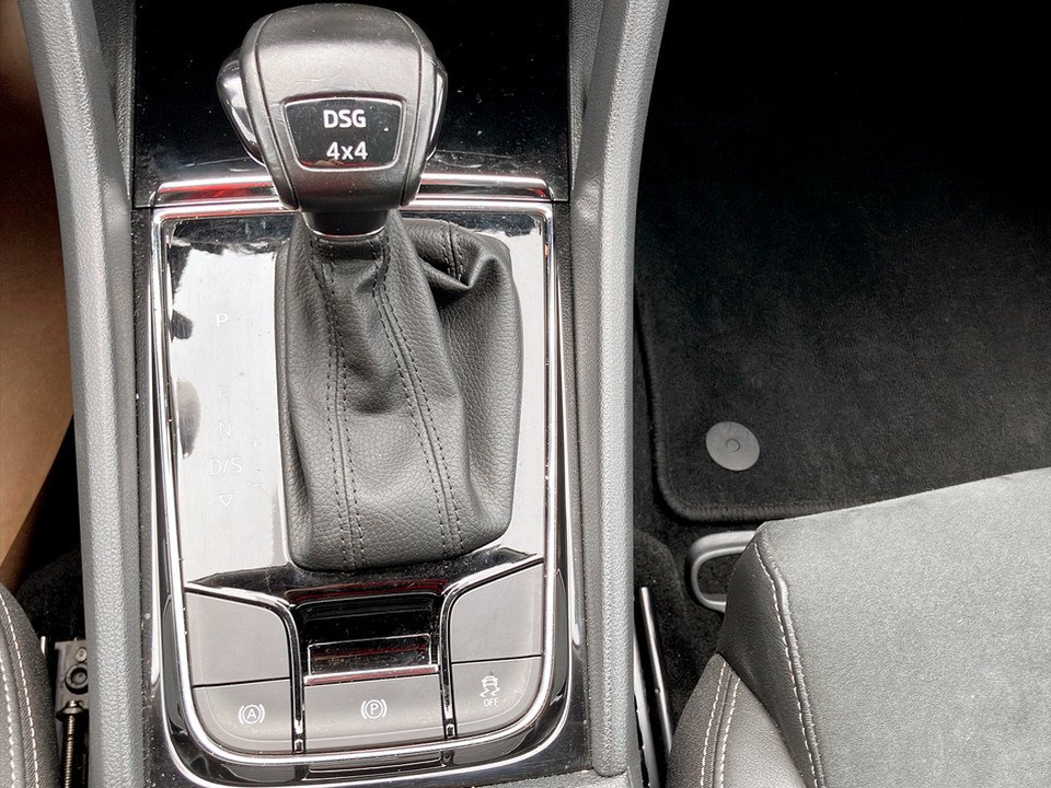 Skoda Karoq 2.0 TDI Style 4x4 | Bild 13 von 24