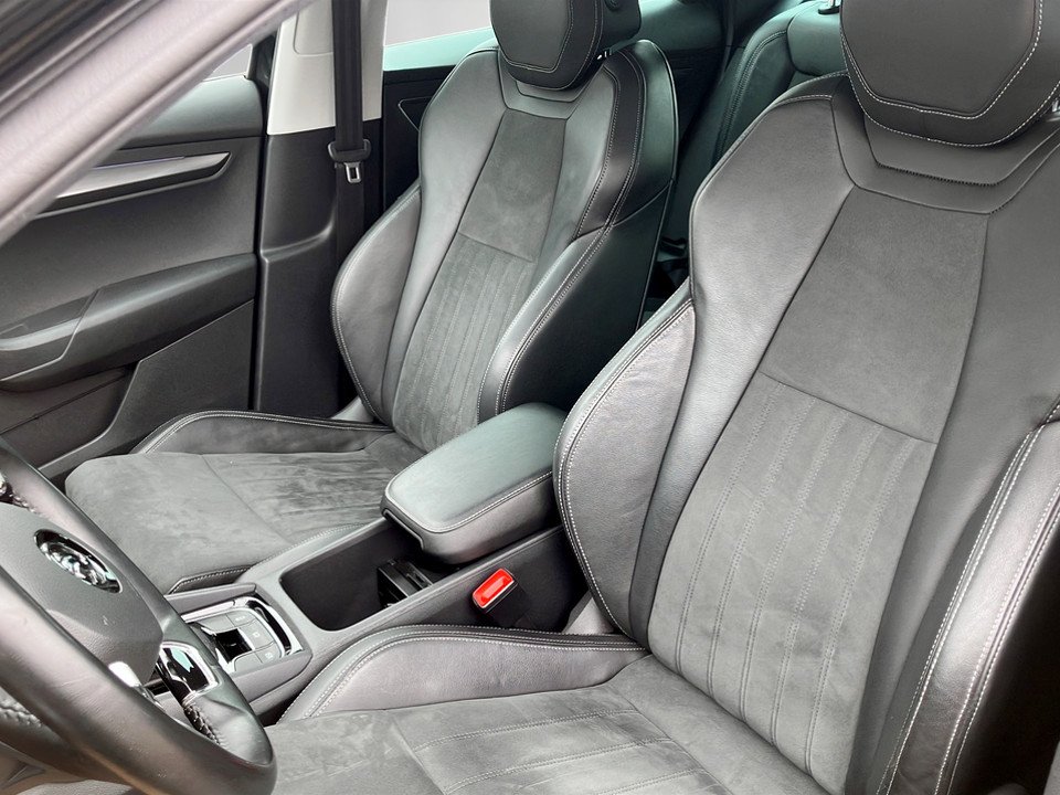 Skoda Karoq 2.0 TDI Style 4x4 | Bild 11 von 24