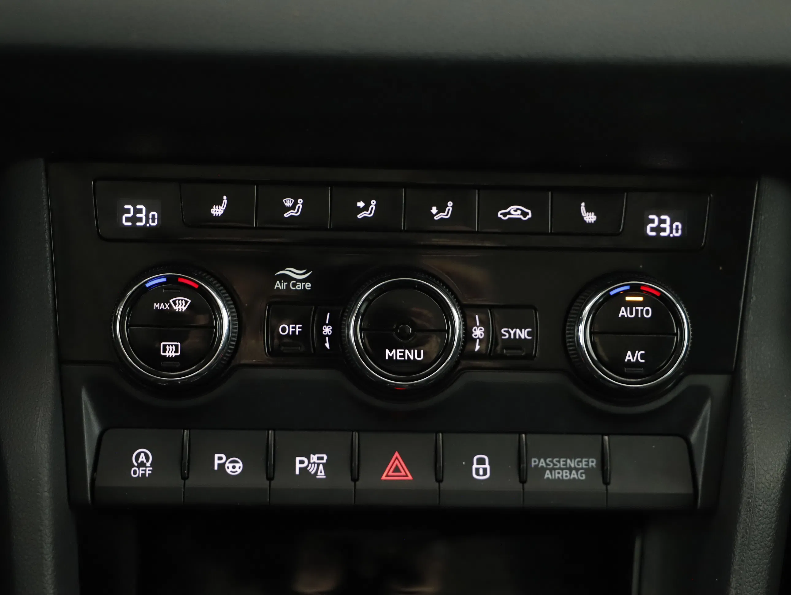 Skoda Karoq 2.0 TDI 4x4 Style | Bild 10 von 25