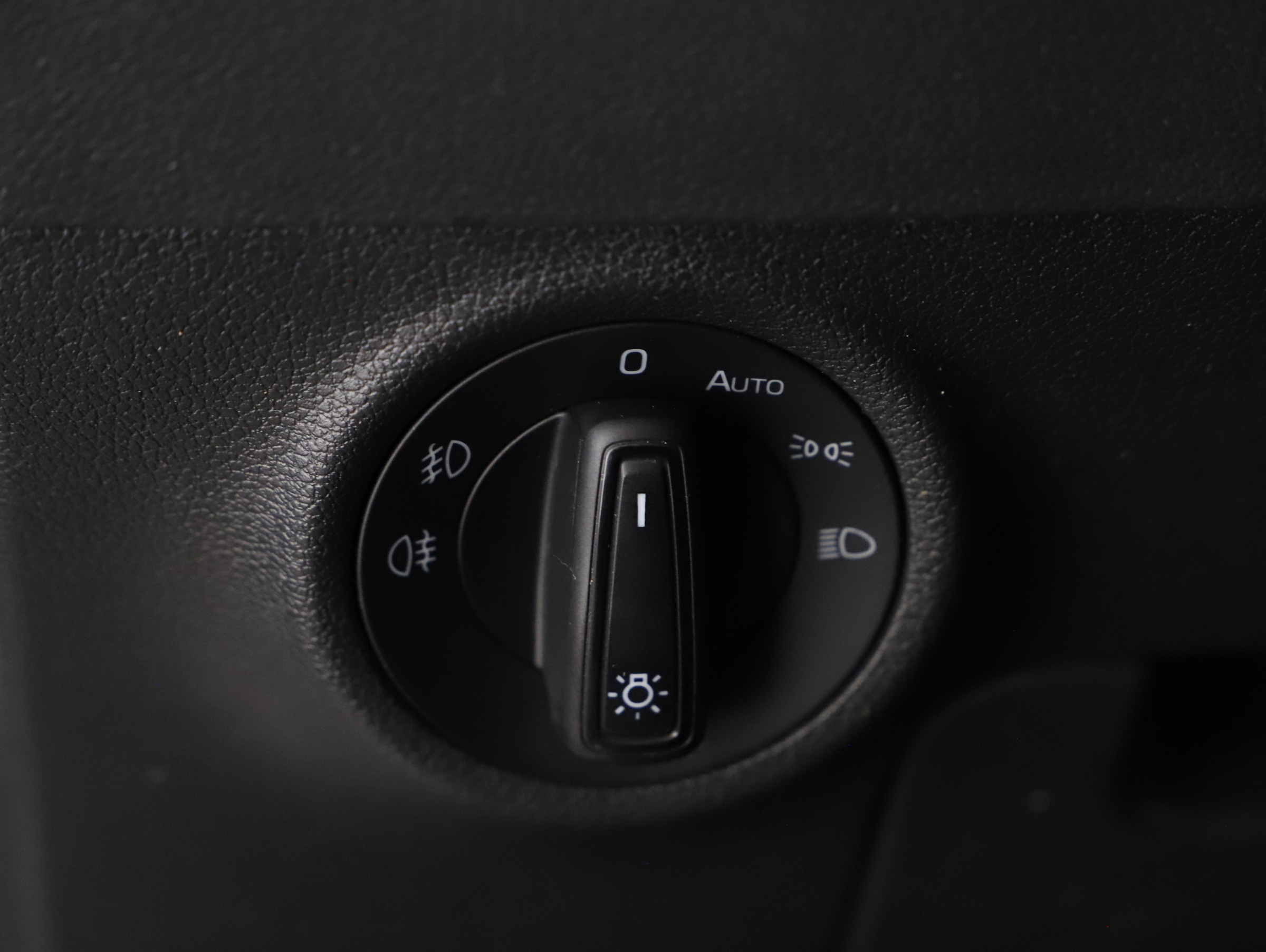 Skoda Karoq 2.0 TDI Sportline | Bild 13 von 31