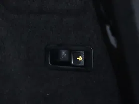 Skoda Karoq 2.0 TDI Sportline | Thumbnail 28 von 31