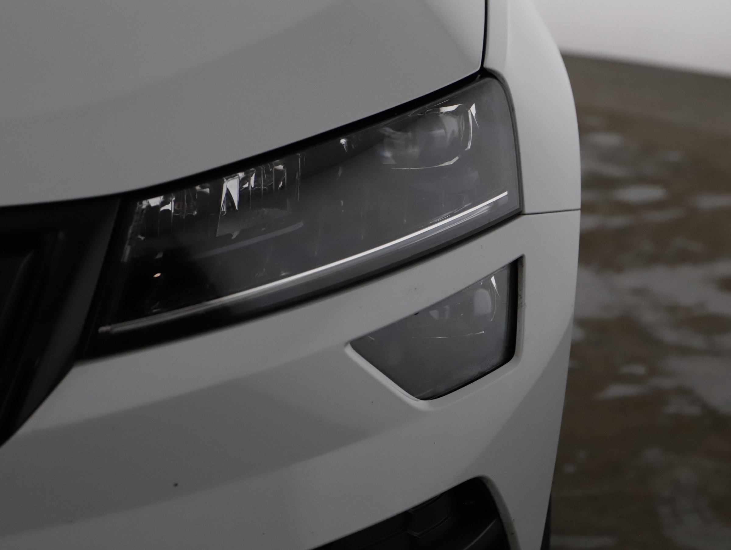 Skoda Karoq 2.0 TDI Sportline | Bild 30 von 31