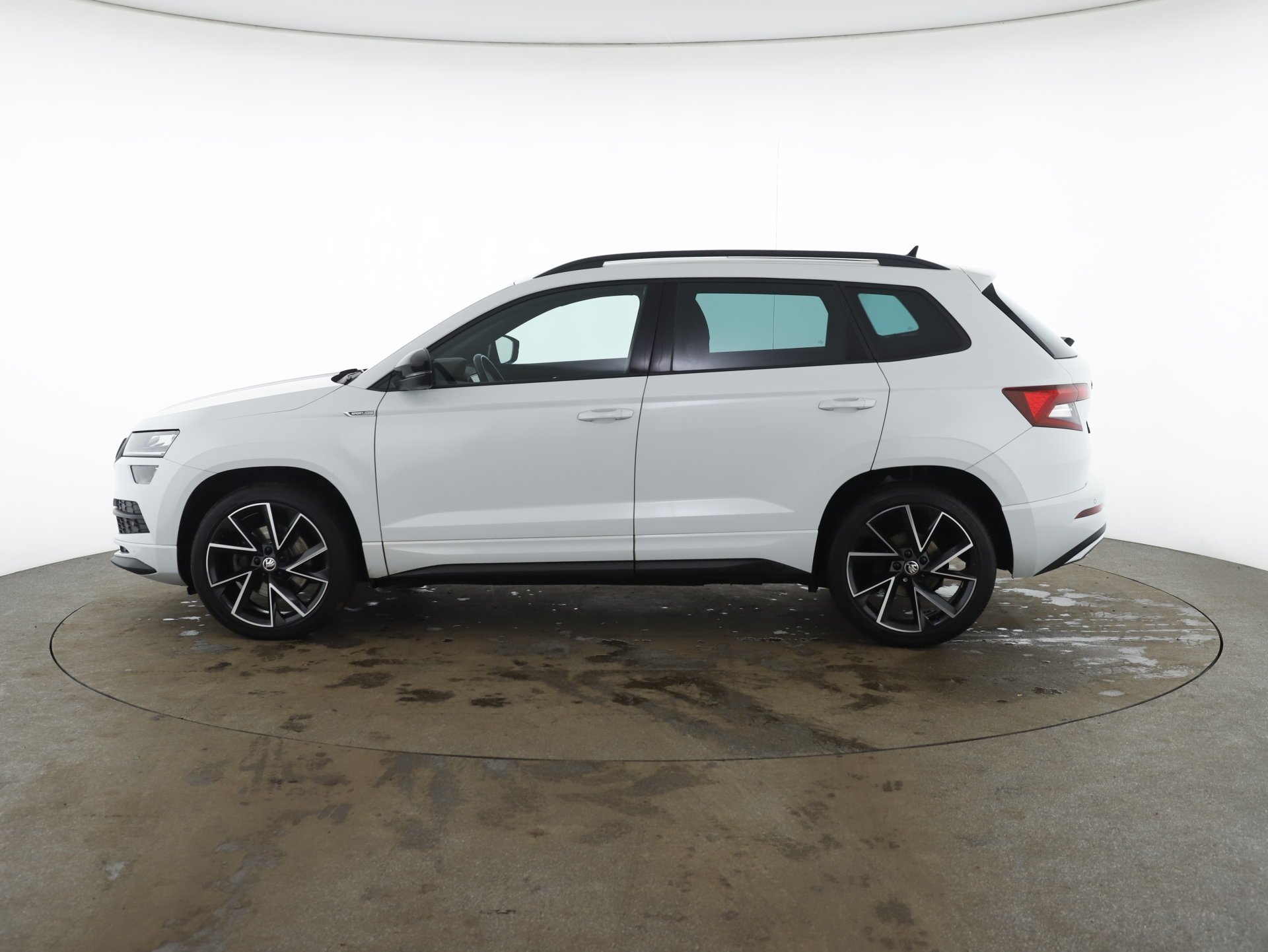 Skoda Karoq 2.0 TDI Sportline | Bild 9 von 31