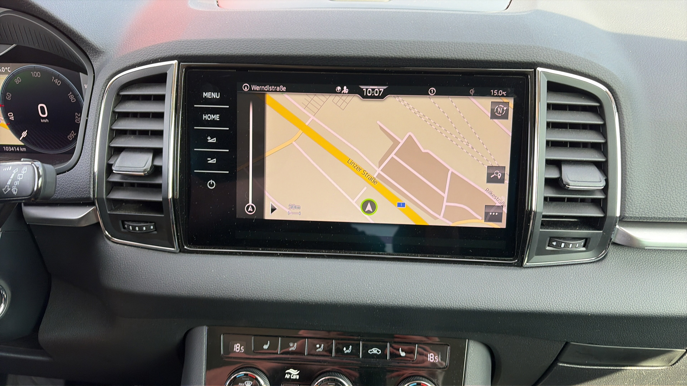Skoda Karoq 2.0 TDI 4x4 Ambition | Bild 16 von 22