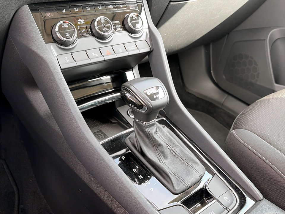 Skoda Karoq 2.0 TDI 4x4 Ambition | Bild 17 von 22
