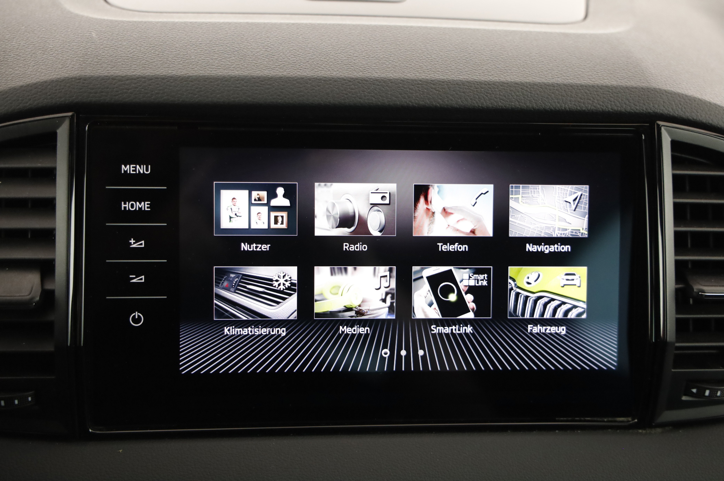 Skoda Karoq 2.0 TDI Sportline | Bild 11 von 24