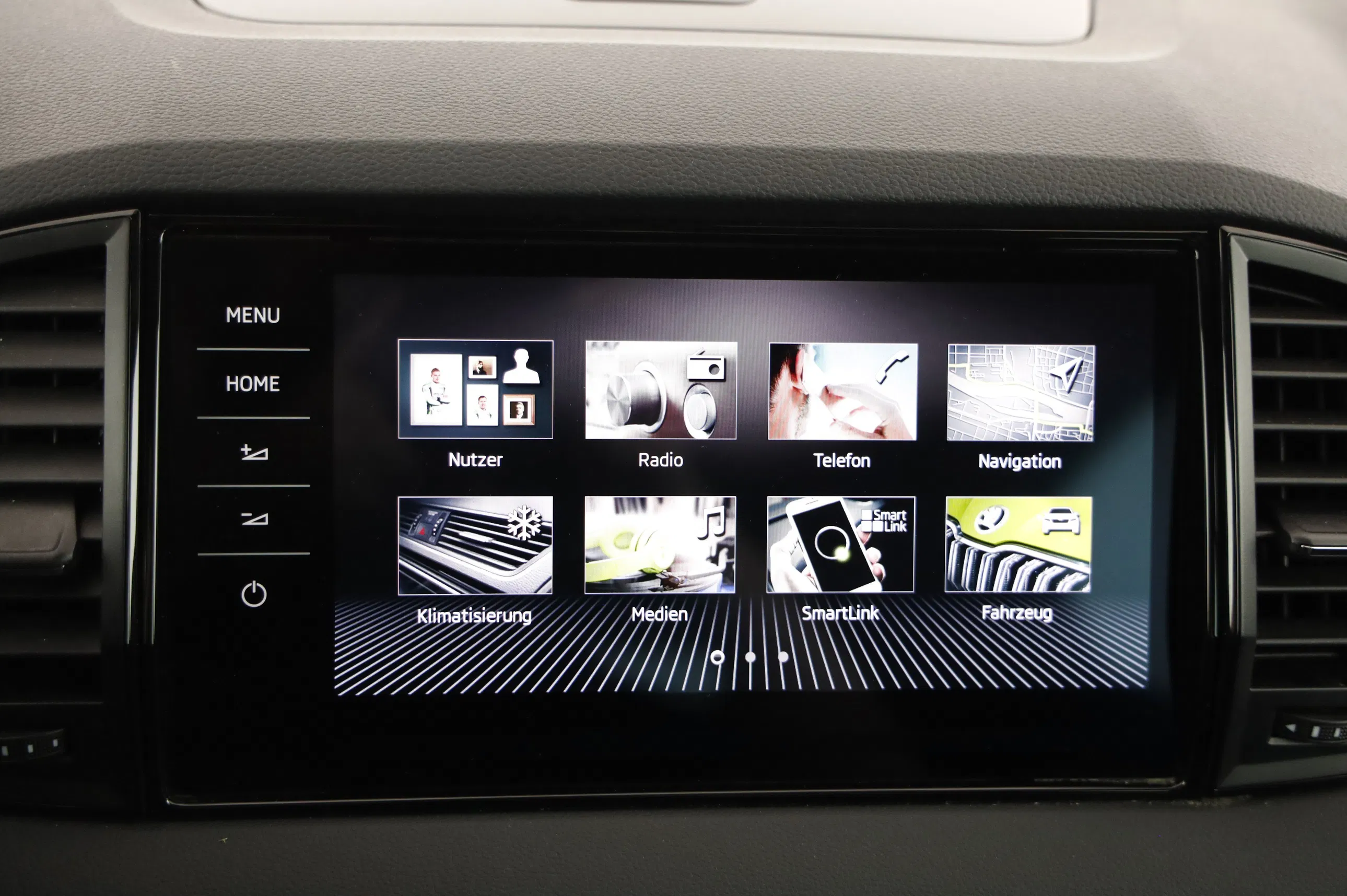 Skoda Karoq 2.0 TDI Sportline | Bild 11 von 24