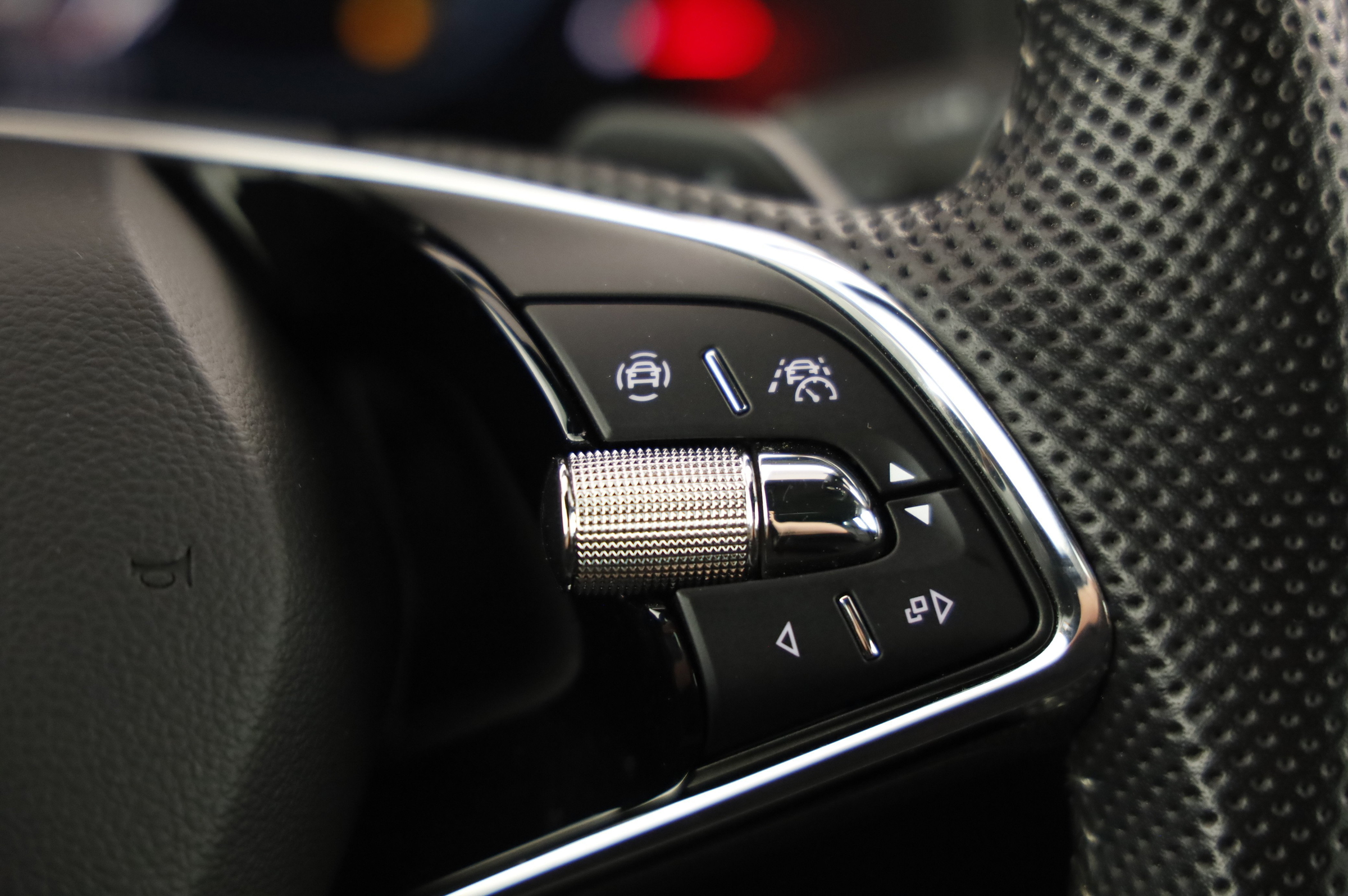 Skoda Karoq 2.0 TDI Sportline | Bild 15 von 24