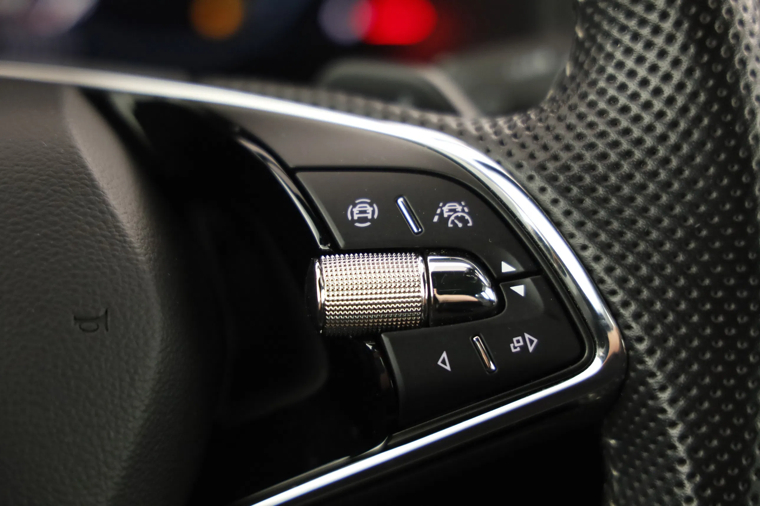 Skoda Karoq 2.0 TDI Sportline | Bild 15 von 24