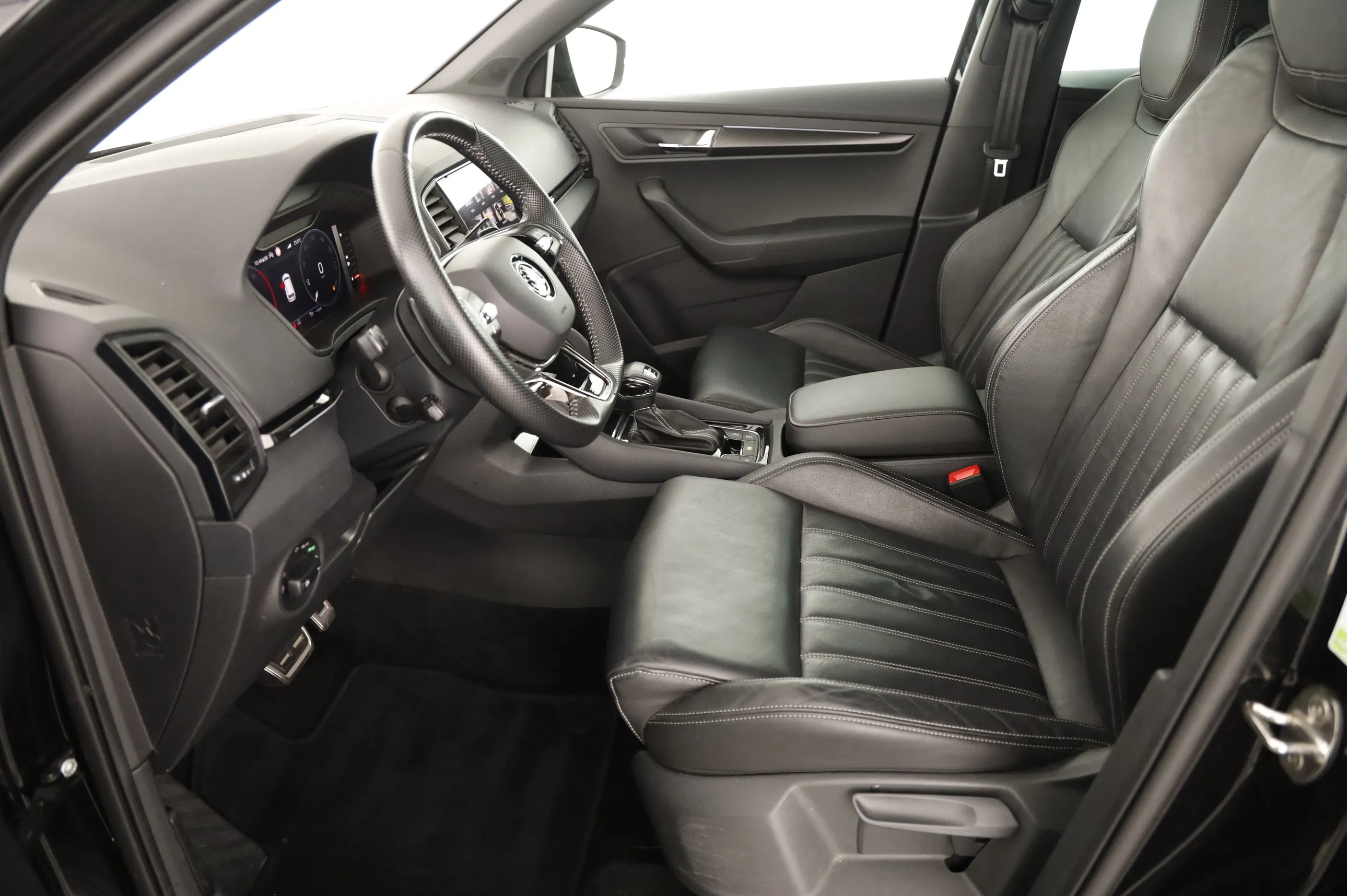 Skoda Karoq 2.0 TDI Sportline | Bild 5 von 24