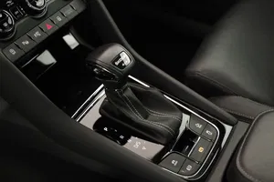 Skoda Karoq 2.0 TDI Sportline | Thumbnail 9 von 24
