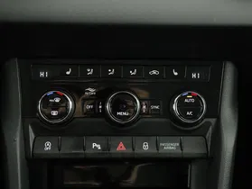 Skoda Karoq 2.0 TDI Ambition SC | Thumbnail 18 von 24