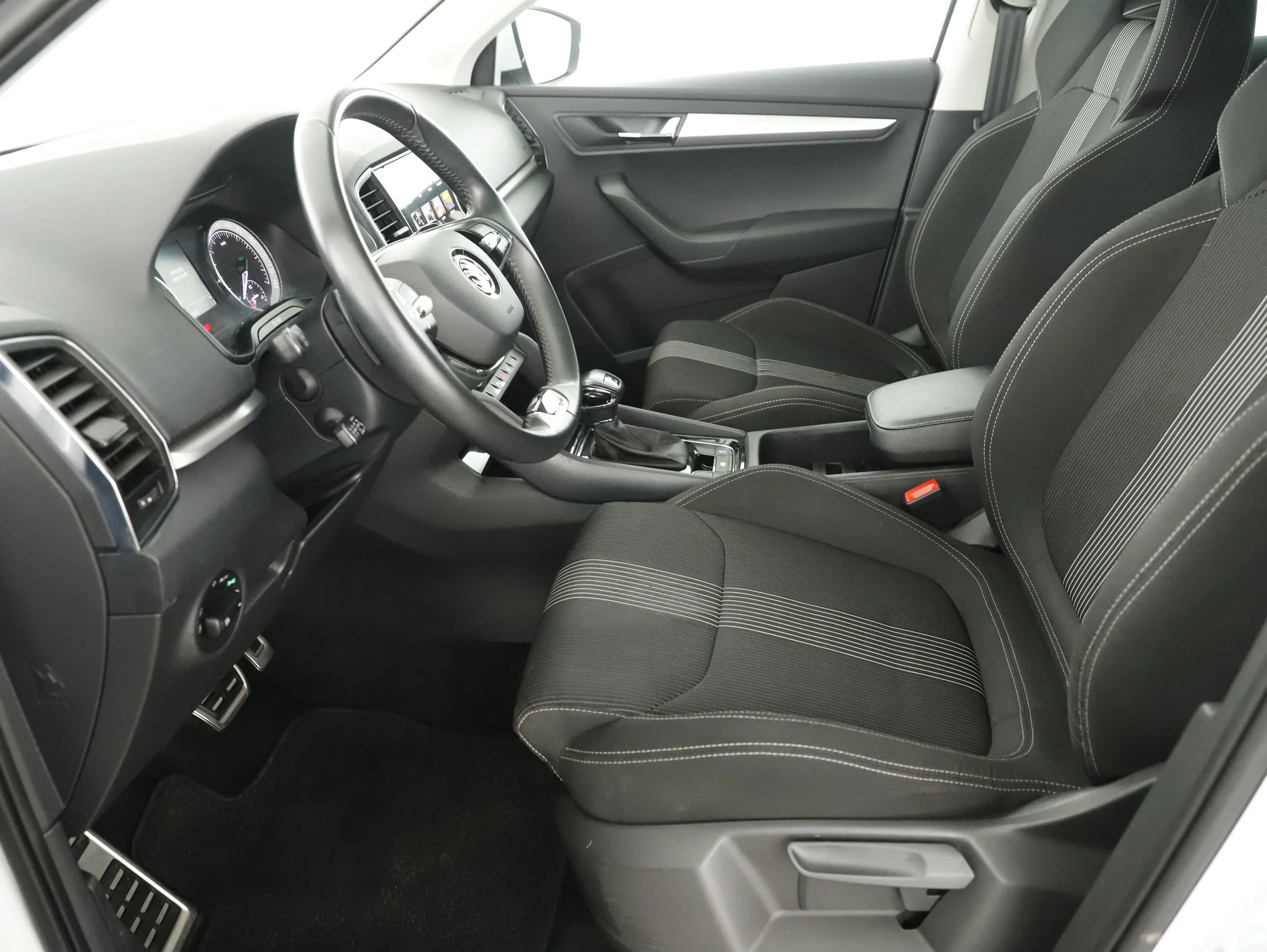 Skoda Karoq 2.0 TDI Ambition SC | Bild 8 von 24