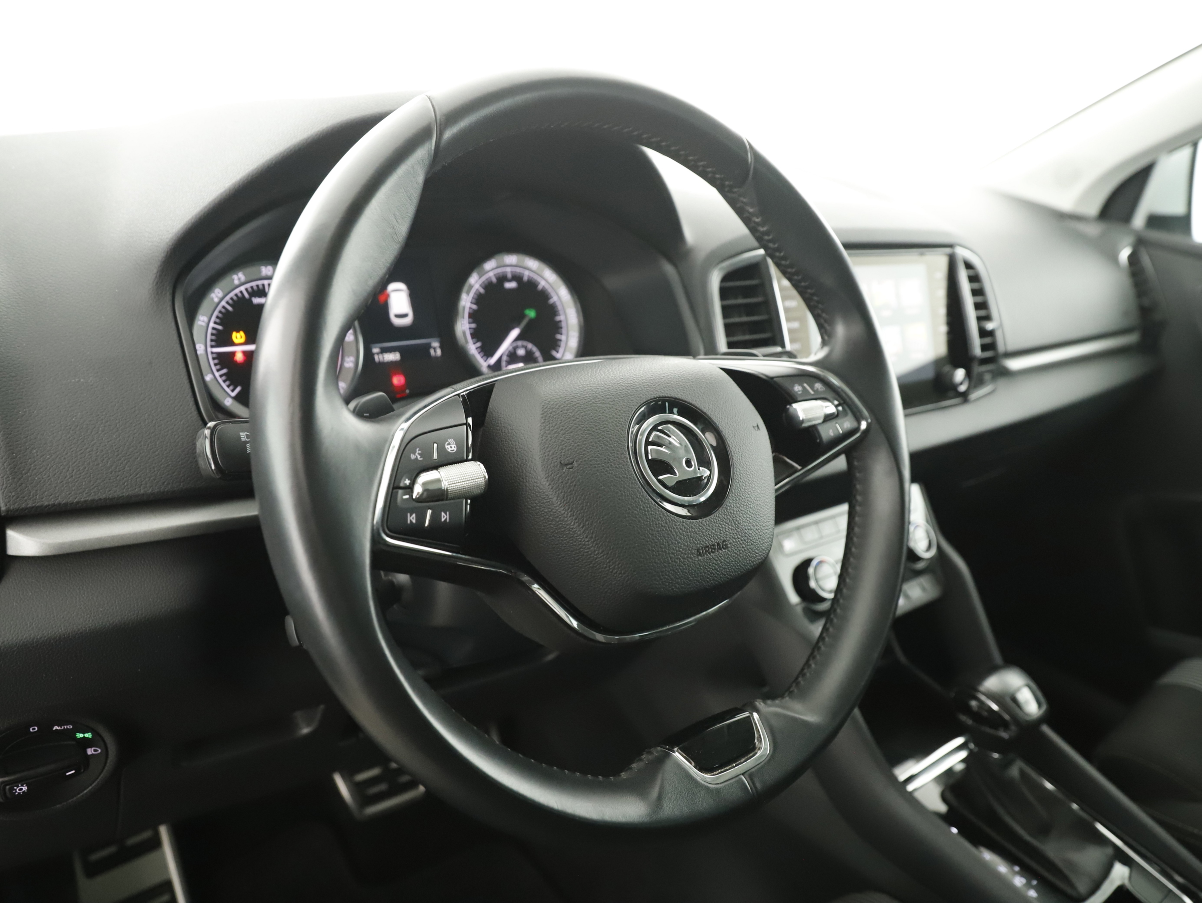 Skoda Karoq 2.0 TDI Ambition SC | Bild 10 von 24