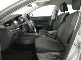 Skoda Octavia Combi 2.0 TDI Ambition | Thumbnail 14 von 30