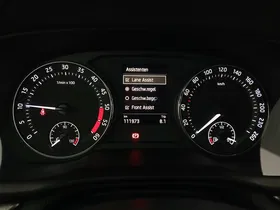 Skoda Octavia Combi 2.0 TDI Ambition | Thumbnail 16 von 30