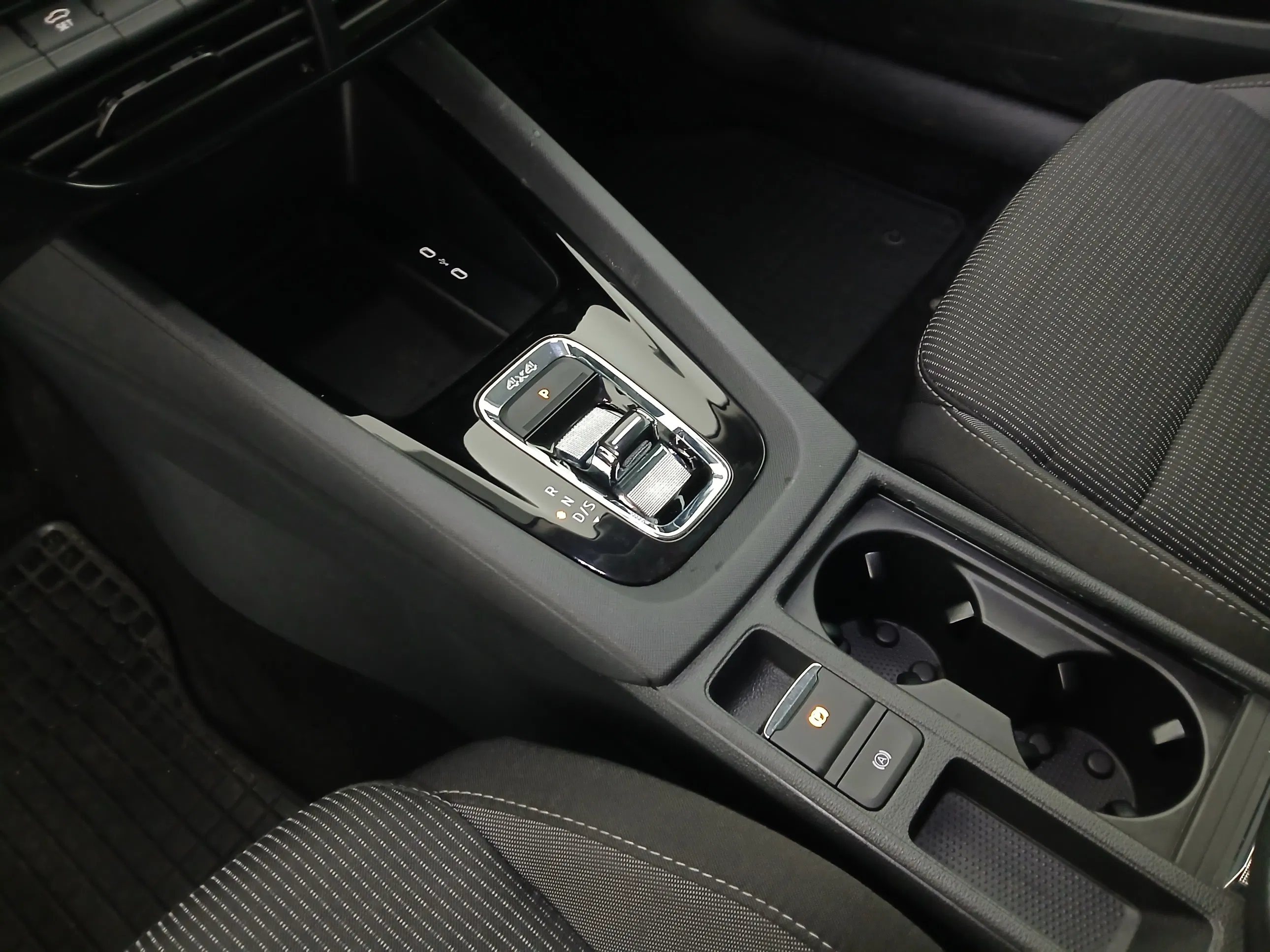 Skoda Octavia Combi 2.0 TDI Ambition | Bild 26 von 30