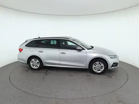Skoda Octavia Combi 2.0 TDI Ambition | Thumbnail 5 von 30