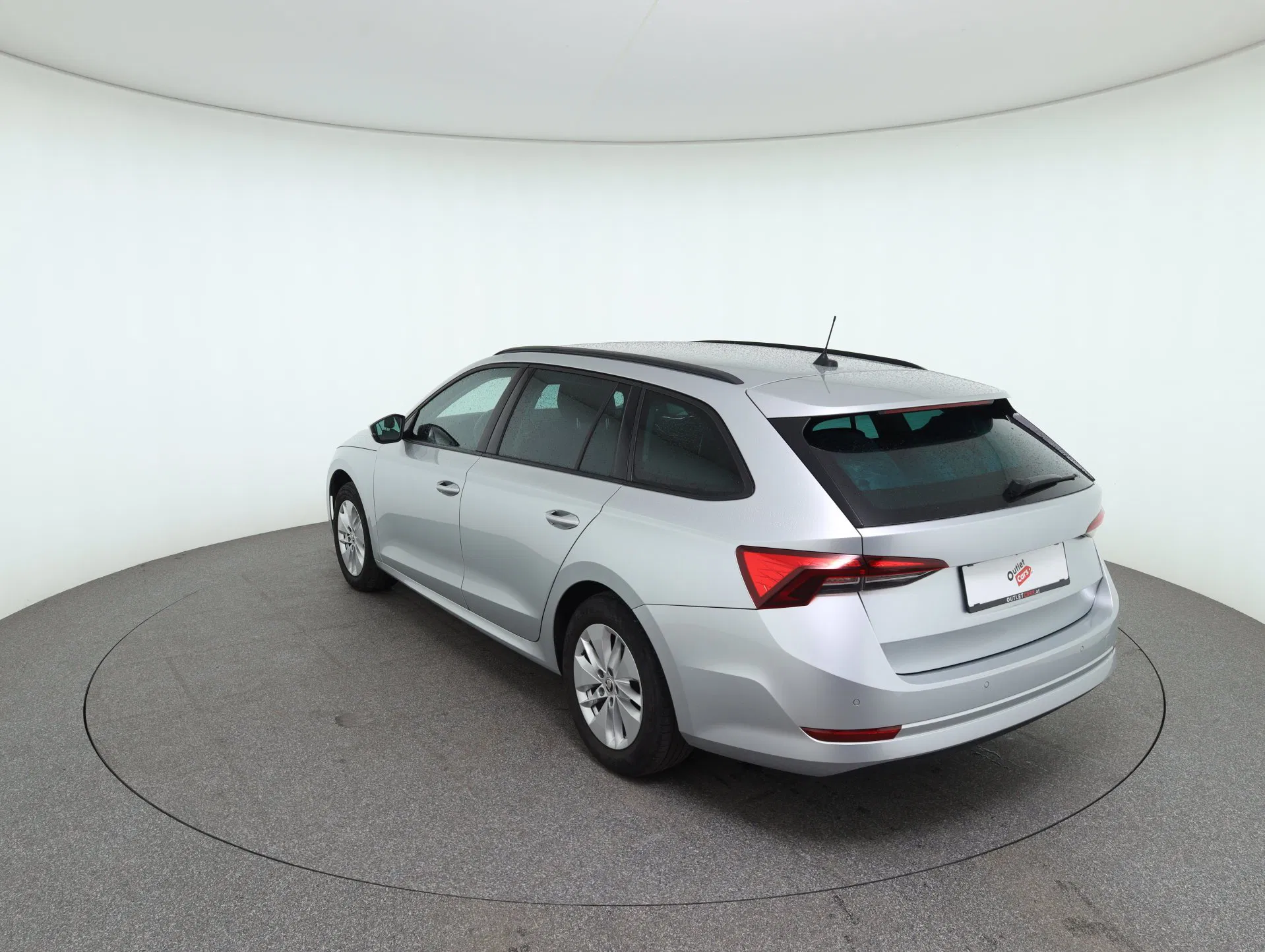 Skoda Octavia Combi 2.0 TDI Ambition | Bild 8 von 30