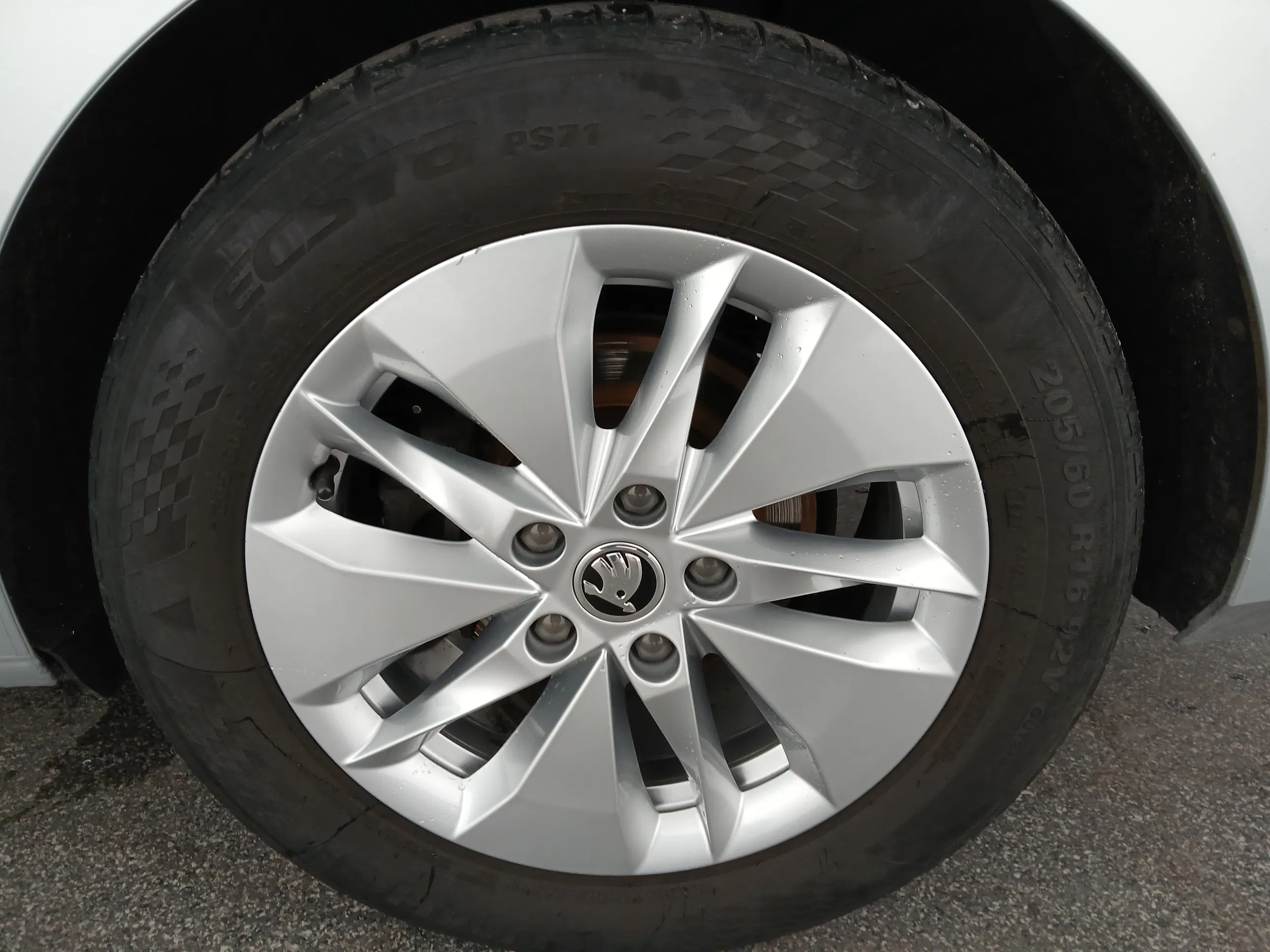 Skoda Octavia Combi 2.0 TDI Ambition | Bild 10 von 30