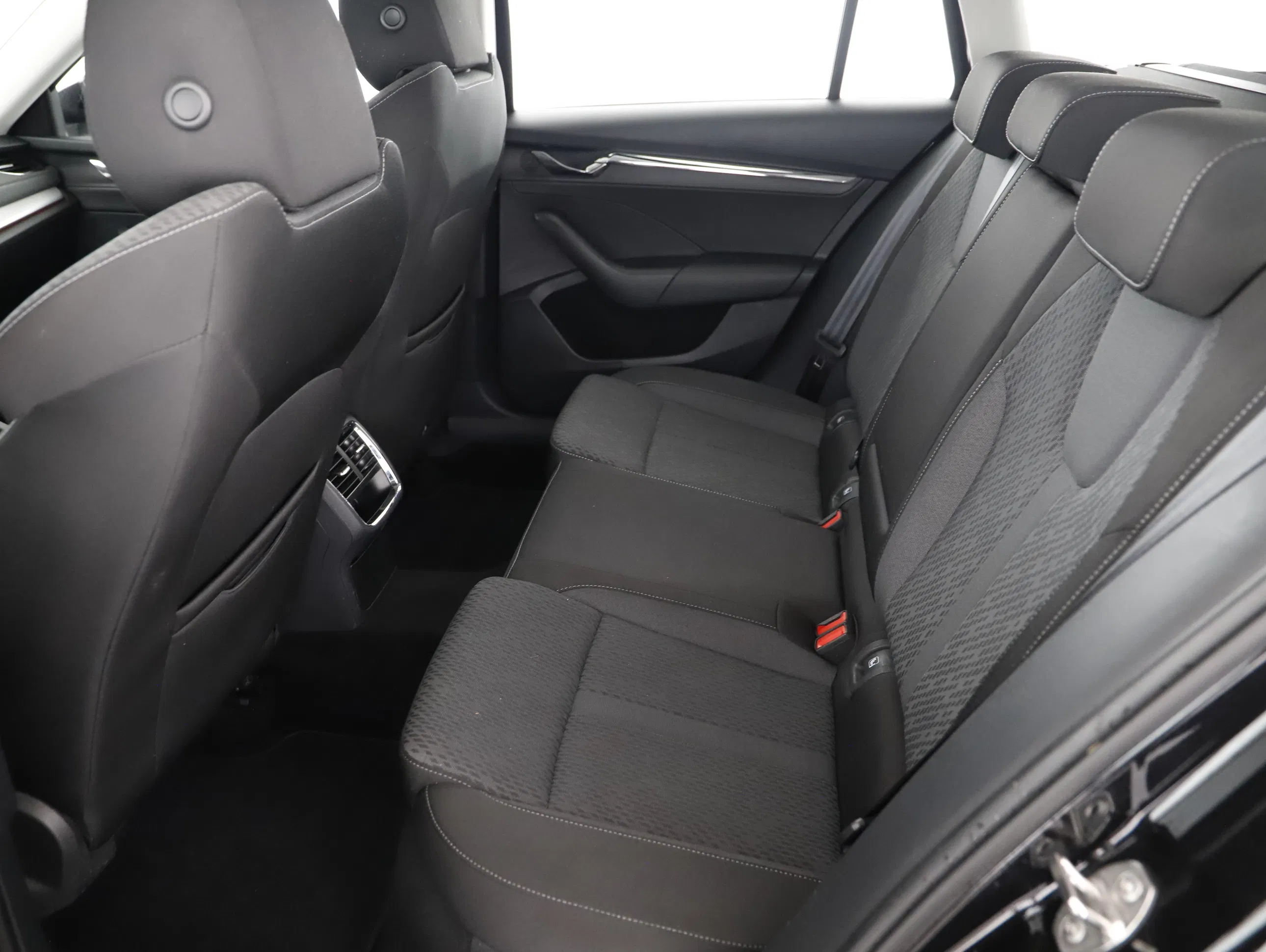 Skoda Octavia Combi 2.0 TDI 4x4 Style | Bild 2 von 22