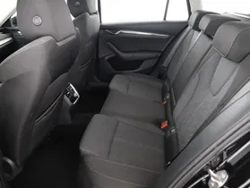 Skoda Octavia Combi 2.0 TDI 4x4 Style | Thumbnail 2 von 22